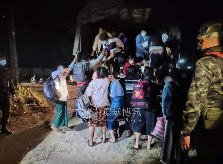 缅甸妙瓦底市区域冲突愈演愈烈 泰国边防军前往边境接收难民
